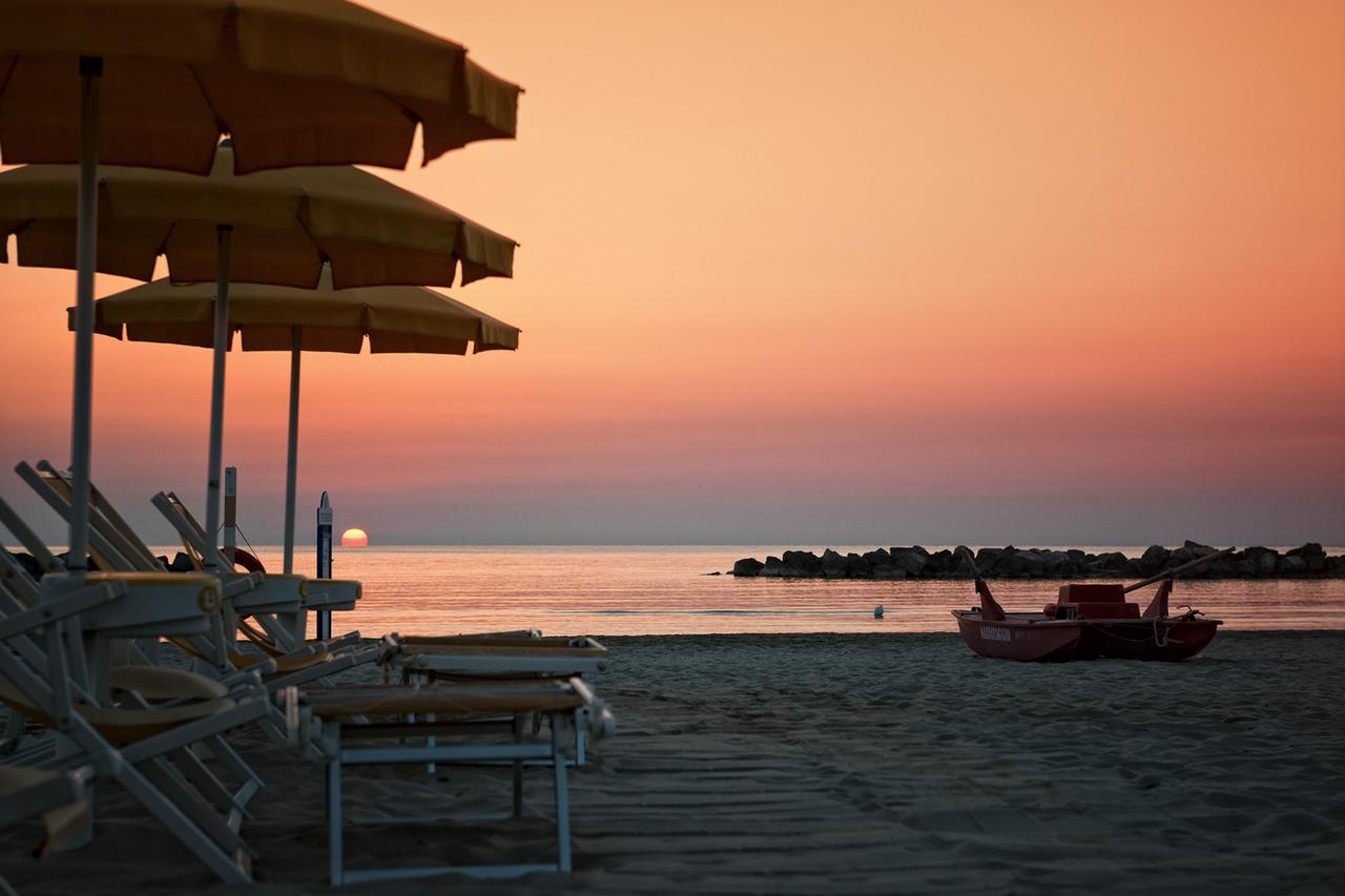 Hotel Haiti San Benedetto del Tronto Kültér fotó